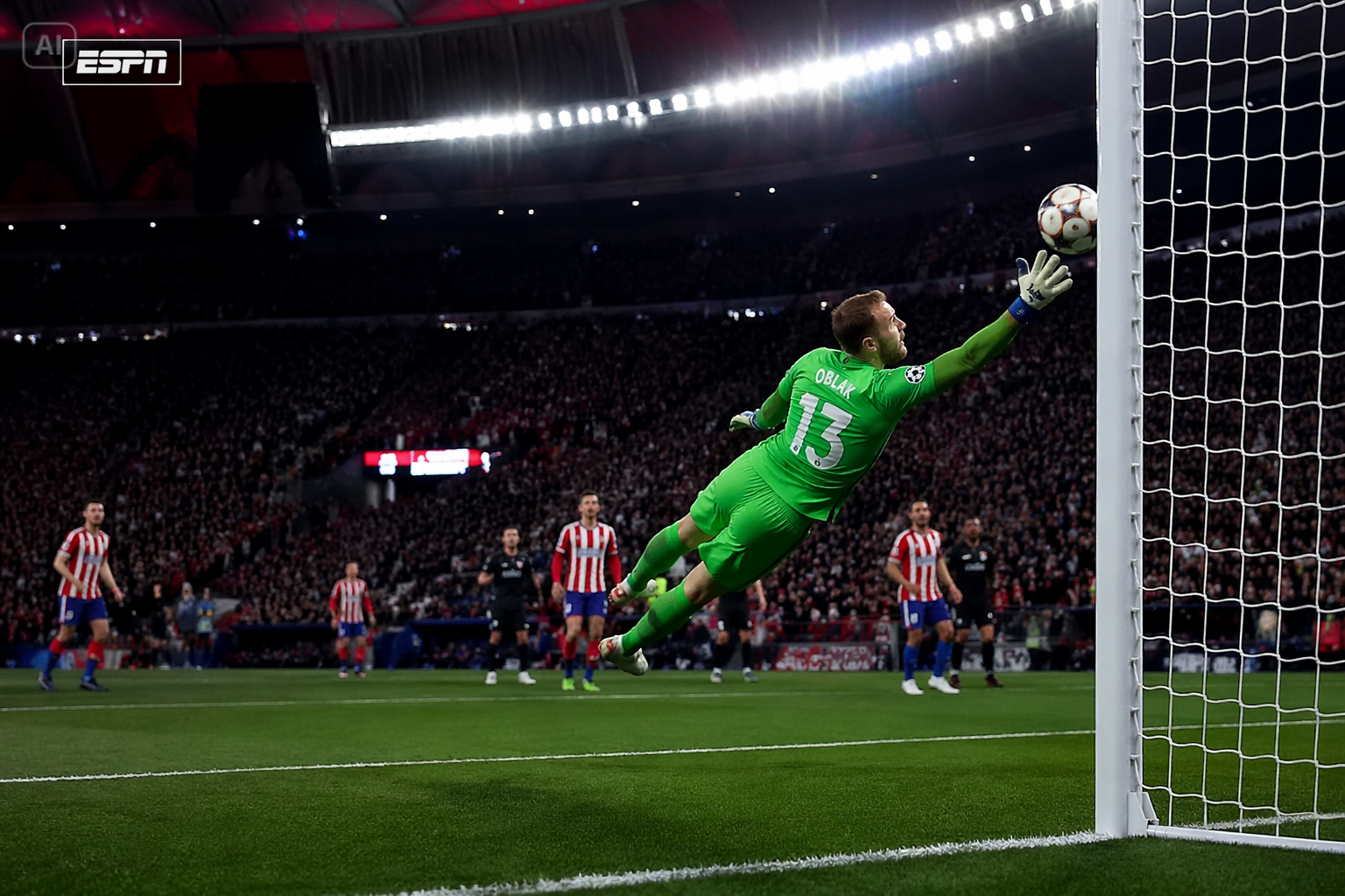 Beneficiile AI Football Trend