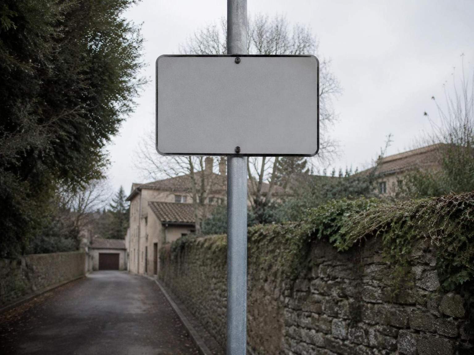 remove street sign from video creator review avatar 1