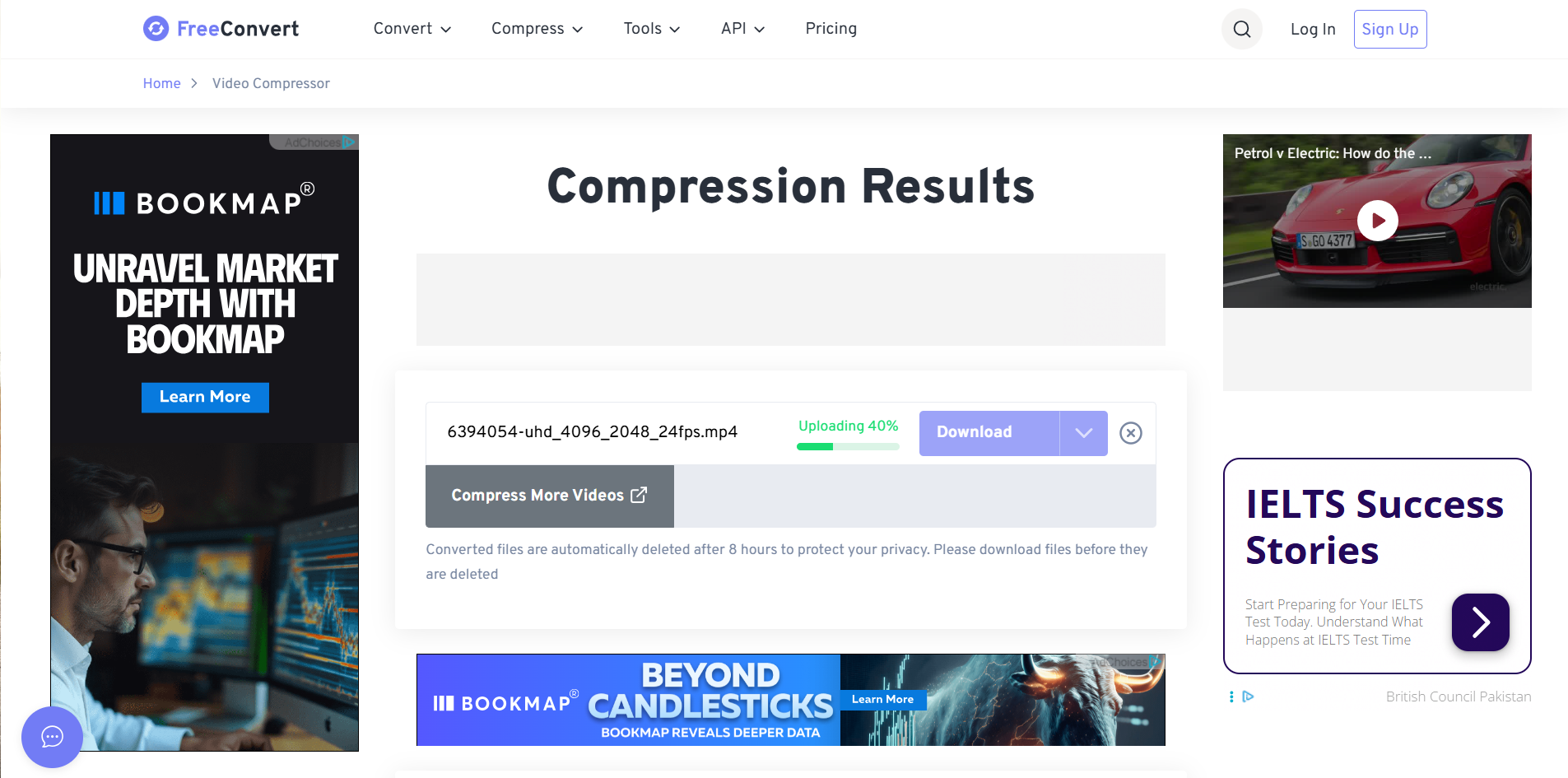 Інтерфейс FreeConvert – високоефективного онлайн-відеокомпресора