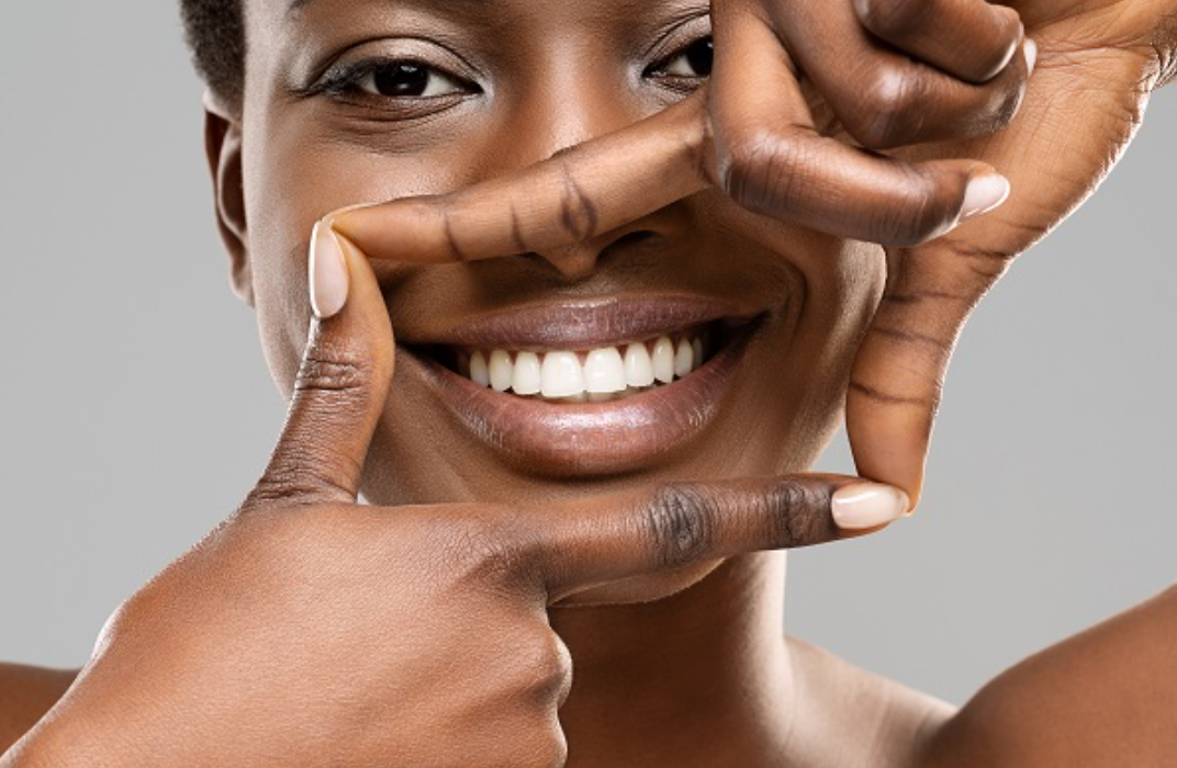 What is the procedure for teeth whitening treatment?