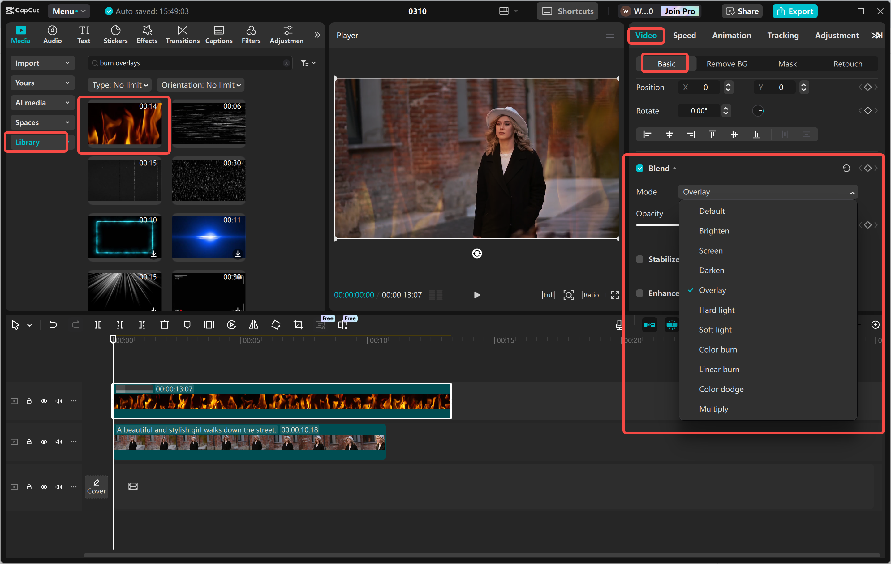 Dodawanie nagranej nakładki filmowej do wideo w CapCut komputerowym edytorze wideo