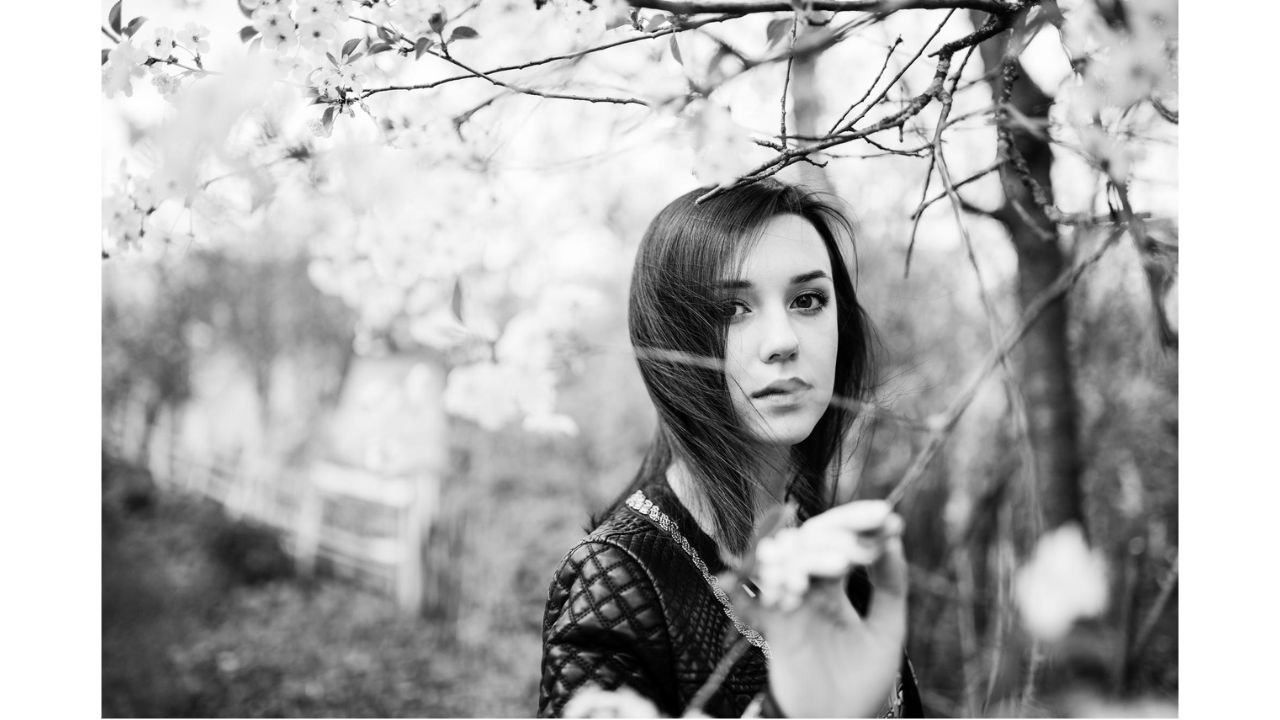 Monochrome photograph