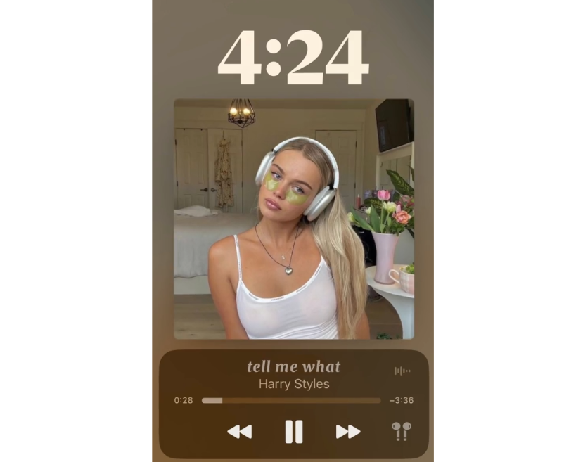Lock screen trend template in CapCut