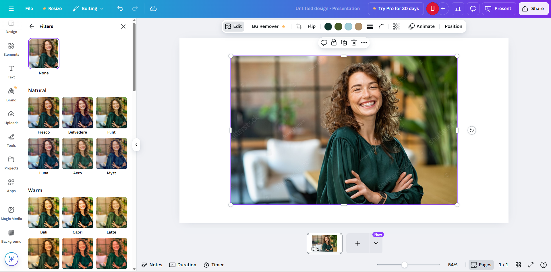 Videolara Polaroid filtre efektinin nasıl ekleneceğini gösteriliyor