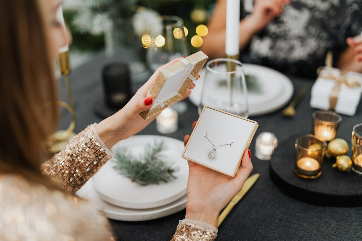 Holiday sparkle concepts - an elegant free AI jewelry design