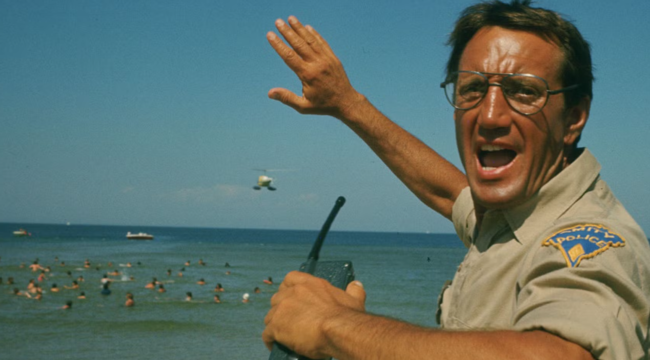 Jaws (1975) crane shots in film