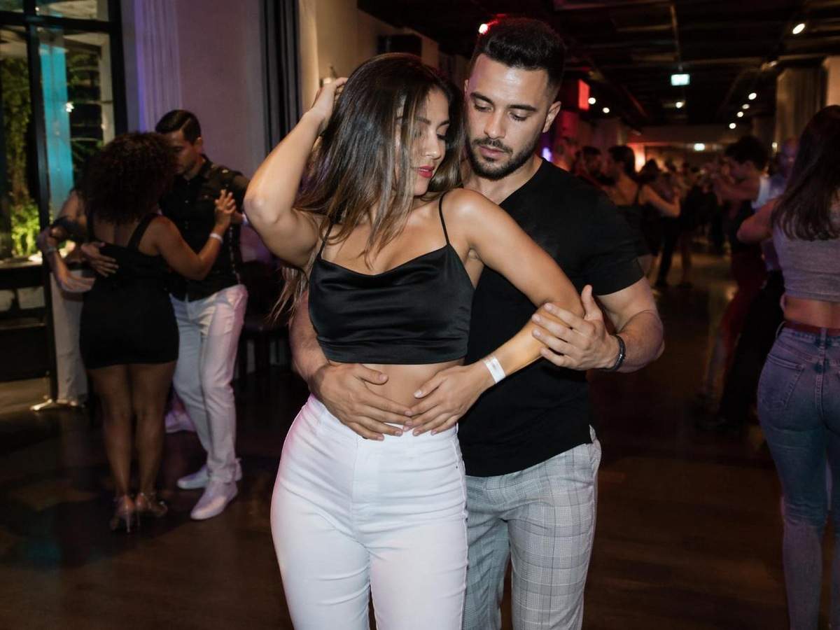 AI bachata dance generator prompt card distinct real photo 1 in 4:3
