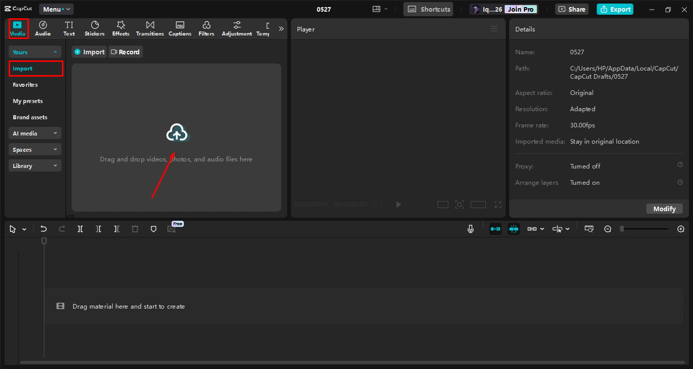 Het uploaden van de afbeelding naar de Capcut desktop video-editor