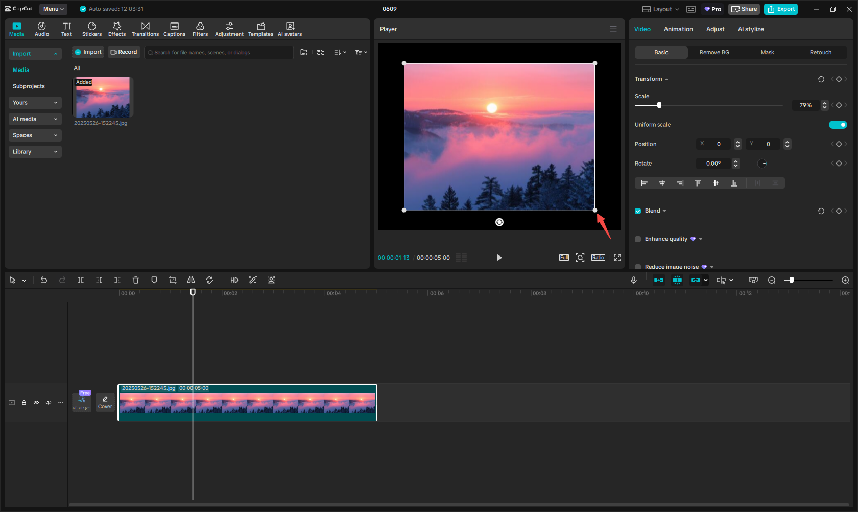 Using the manual method for stretching images in CapCut