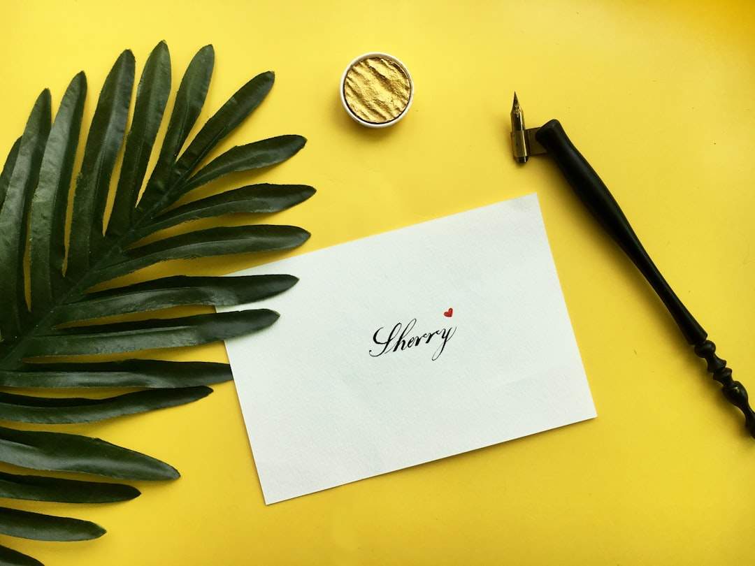A simple and stylish Happy Birthday card.